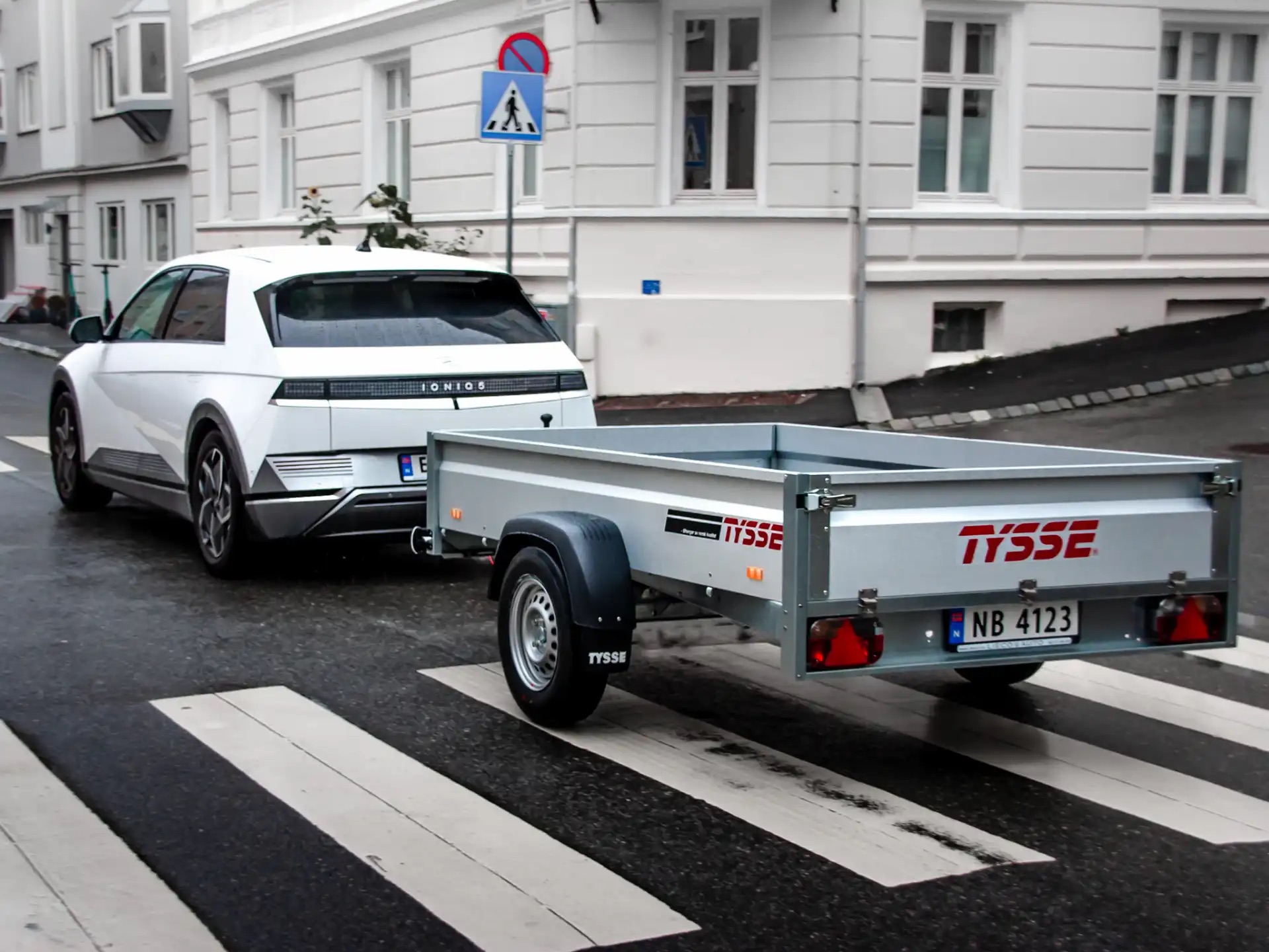 Tilhenger til flytting og møbeltransport i Bergen